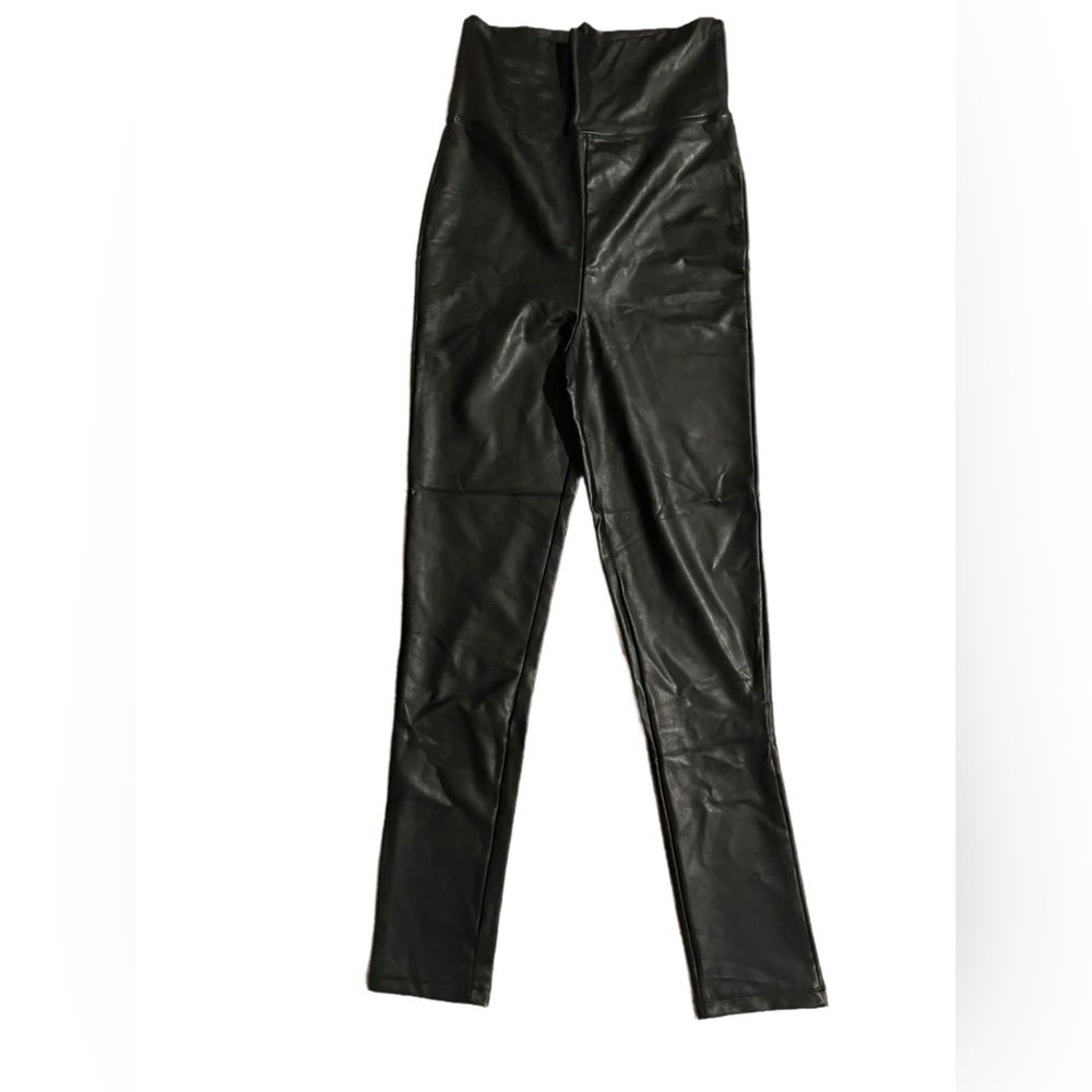 Fashion Nova Black High-Waisted Leggings
